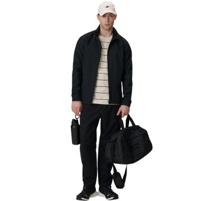 8. Kurtka męska softshell 4F M548 głęboka czerń 4FWSS26TSOFM548 20S