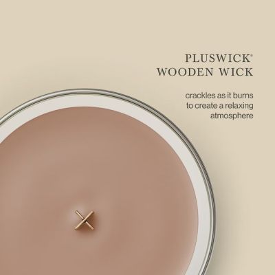 7. Świeca średnia CASHMERE WOODWICK