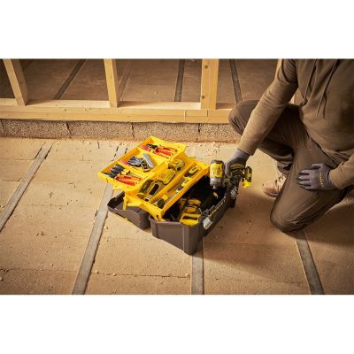 6. Skrzynia narzędziowa essential cantilever toolbox