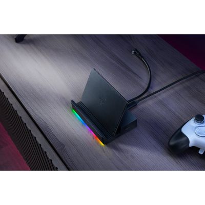 3. Stacja dokująca Razer RC21-02310100-R3M1 1D94-00D Czarny
