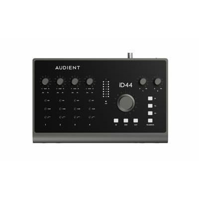 5. Audient iD44 MKII - Interfejs audio USB 20x24