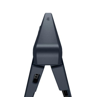 4. Etui Spigen Tough Armor T MagSafe na iPhone Duo - granatowe
