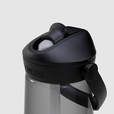 4. Butelka Tritanowa CAMELBAK Thrive Flip Straw 740ml