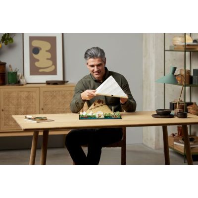 7. LEGO Architecture 21058 Piramida Cheopsa