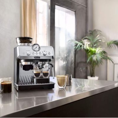 7. De’Longhi Dedica Arte EC9155.MB Półautomatyczny Ekspres do espresso 2,5 l
