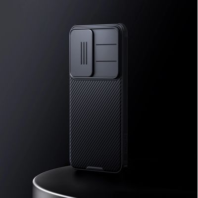5. Etui Nillkin CamShield Pro na Samsung Galaxy S25 z osłoną na aparat - czarne