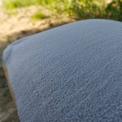 10. OFFLANDER PODUSZKA KEMPINGOWA