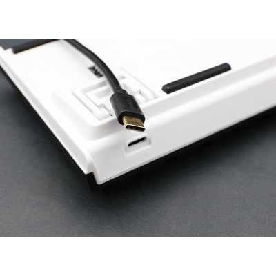 4. Ducky One 2 SF klawiatura Gaming USB Niemiecki Czarny