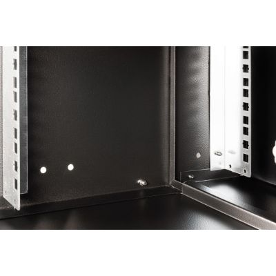 5. Digitus Obudowa naścienna SOHO Pro - 483 mm (19") - 540x400 mm (szer. x głęb.)