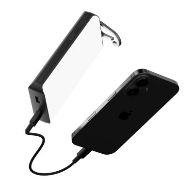 15. Power bank solarny Xtorm XG2