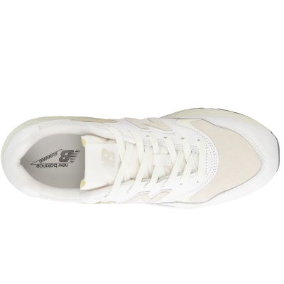 3. Buty New Balance W MT580VTG