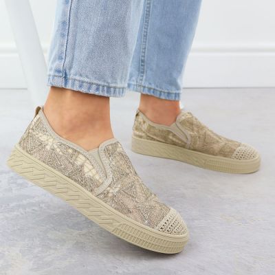 6. Espadryle damskie wsuwane z koronką beżowe Artiker 56C2127