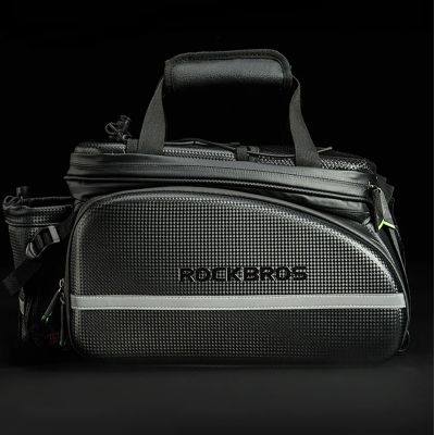 9. Torba rowerowa Rockbros A6-6 na bagażnik 35 l z rozkładanymi kieszeniami - czarna