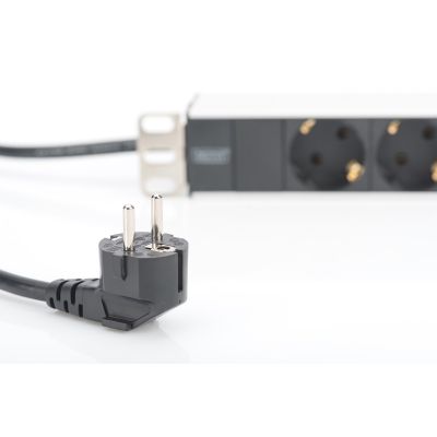 5. Listwa RACK DIGITUS DN-95401 (8 x UTE; 16 A; 2m; kolor czarny)