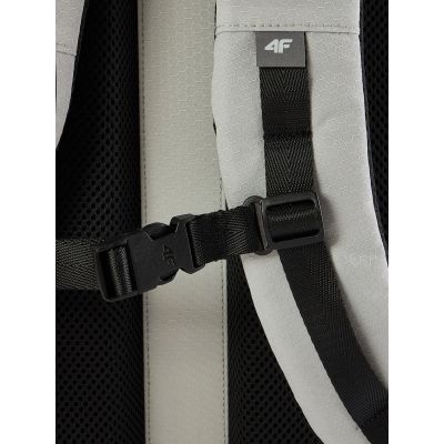 6. Plecak miejski (ok. 16 L) z kieszenią na laptop 4F 4FRAW26ABACM0898-12S