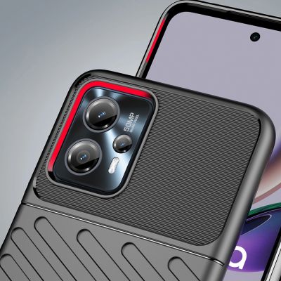 6. Thunder Case etui Motorola Moto G13 silikonowy pancerny pokrowiec czarne