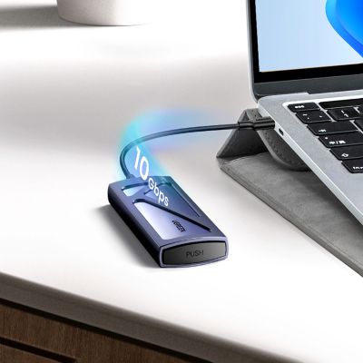 4. Obudowa Ugreen CM578 15512 na dysk M.2 NVMe 10Gbps - czarna + kabel USB-C / USB-A + kabel USB-C / USB-C