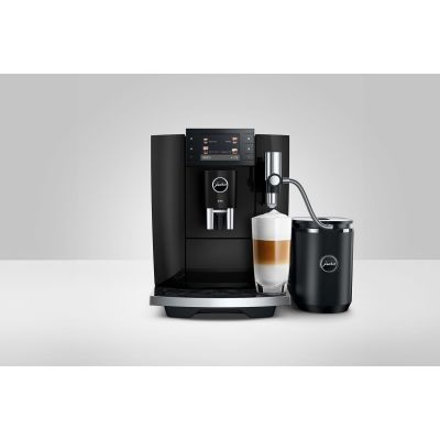 4. Ekspres do kawy Jura E8 Piano Black (ED)