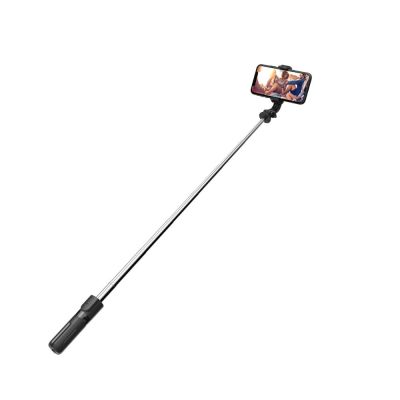 2. Selfie stick Tech-Protect L02S Bluetooth z tripodem do 72cm - czarny