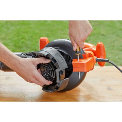 7. Dmuchawa do liści BLACK+DECKER BLACK+DECKER DMUCHAWA/ODKURZACZ BEBLV260
