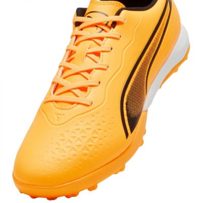 4. Buty piłkarskie Puma King Match TT M 107260 05
