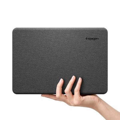 4. Etui Spigen Urban Fit na MacBook Neo 13" 2026 - czarne