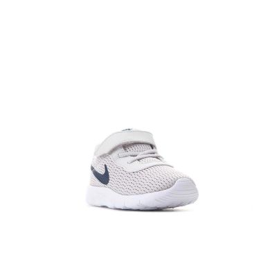 11. NIke Tanjun (TDV) 818383 015