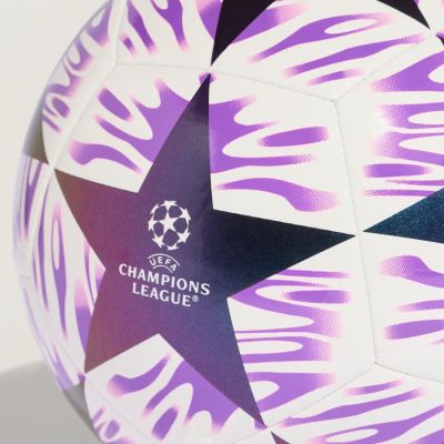 4. Piłka adidas UCL Club JX9093