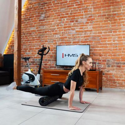 5. Mata fitness klubowa z otworami  HMS Premium MFK02 Grey-Black