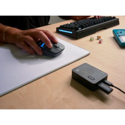 11. Glorious Gaming Model D3 Wireless myszka Dla praworęcznych RF Wireless Optyczny 30000 DPI