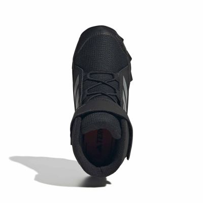 4. Buty adidas Junior Terrex Snow Jr JR4188