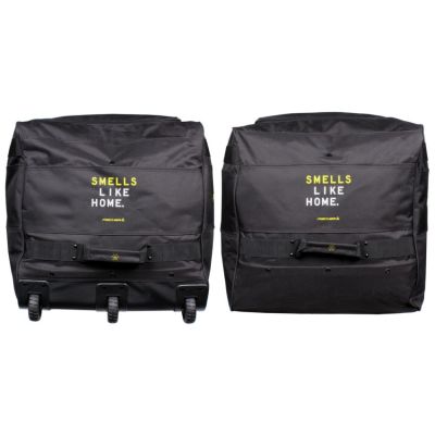 4. Torba bramkarska na kółkach Fischer '25