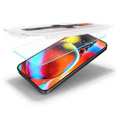 14. Szkło hartowane Spigen Glas.tR EZ Fit na iPhone 13 / 13 Pro / 14 / 16e / 17e- 2 szt.