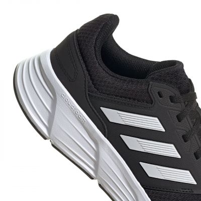 4. Buty do biegania adidas Galaxy 6 M GW3848
