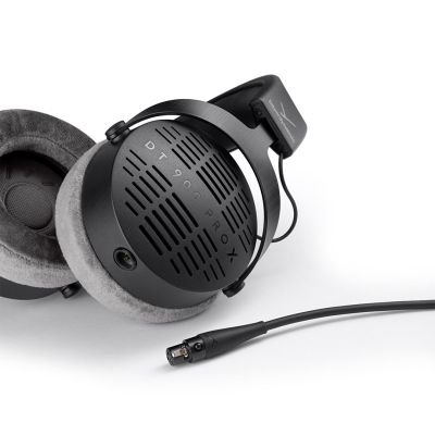4. Beyerdynamic DT 900 PRO X - Słuchawki studyjne otwarte