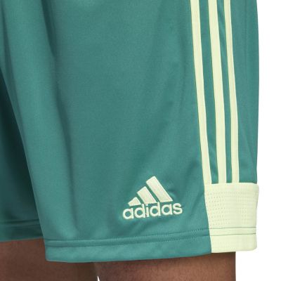 2. Spodenki adidas M Tastigo 19 Shorts DP3251