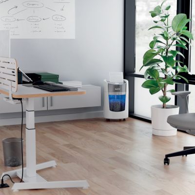 5. Niszczarka Leitz IQ OptiMax Small Office 350, 22l, P5, 8 kartek, Automatyczny Start/Stop, Funkcja cofania, Obrotowy pojemnik - 33% większa pojemność na ścinki