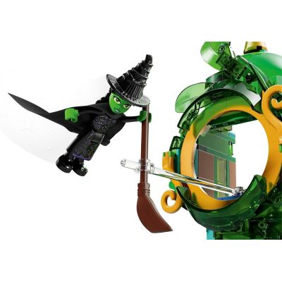 11. LEGO Wicked - Powitanie w Emerald City 75684