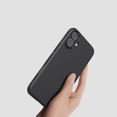 9. Etui Nillkin Super Frosted Shield Pro Magnetic Case na iPhone 16 - czarne