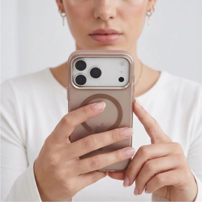 7. Etui Tech-Protect MagZero MagSafe na iPhone 17 Pro / 18 Pro - brązowe matowe