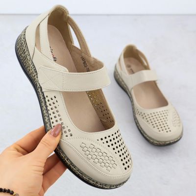 2. Półbuty damskie na rzep ażurowe beżowe Unisoft 7026