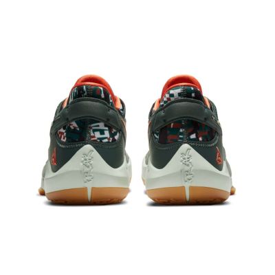 4. Buty do koszykówki Nike Zoom Freak 2 "Bamo" Giannis Antetokounmpo - DC9853-300