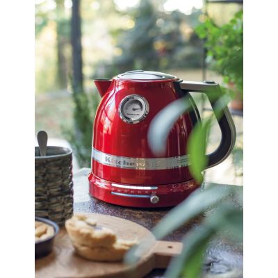 4. Czajnik elektryczny KitchenAid 5KEK1522ECA