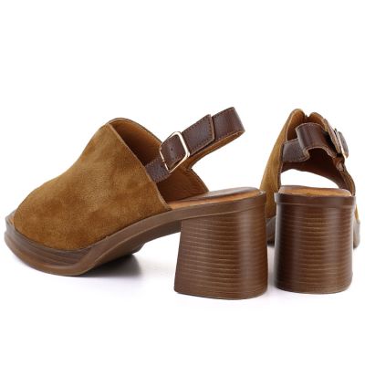 3. Skórzane sandały damskie zamszowe na obcasie Vinceza 26-39995