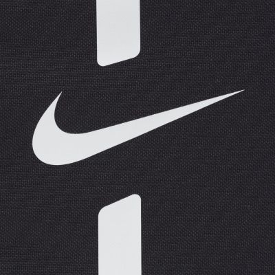 12. Plecak Nike Academy Team DA2571-010