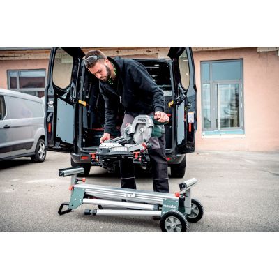 8. Metabo KGS 254 M 4500 RPM 1450 W