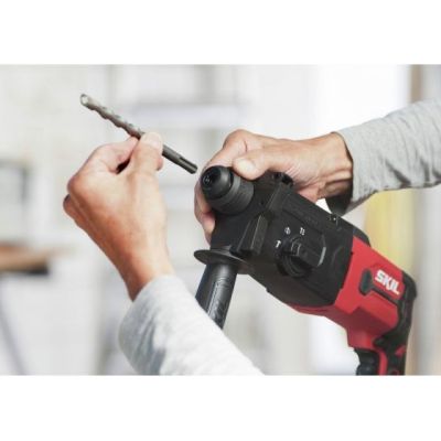 4. Młotowiertarka HAMMER ROTARY 1770GA 850W