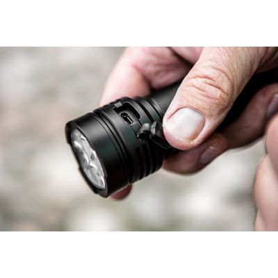 5. Latarka akumulatorowa USB 3300 lm OSRAM P9 LED
