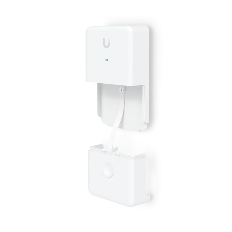 3. Ubiquiti UISP Dual-Power Injector 2.5 Gigabit Ethernet 48 V