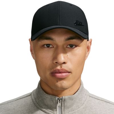 5. Czapka z daszkiem Nike Dri-FIT Club FB5371 014 czarna FB5371 014